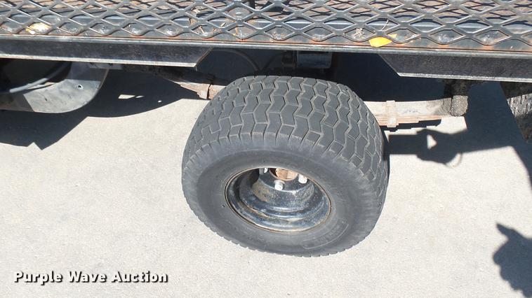 image for item DV9016 1989 Cushman utility vehicle