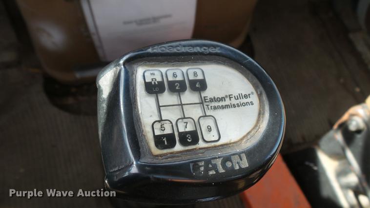 image for item DV9030 1993 Ford LTA9000 Aero Max 106 semi truck