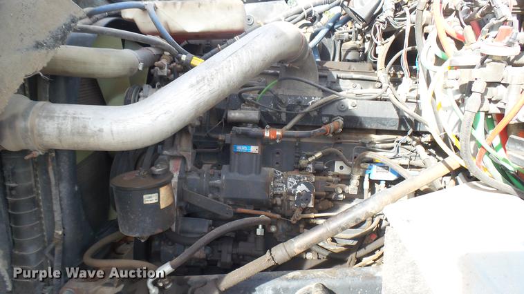 image for item DV9030 1993 Ford LTA9000 Aero Max 106 semi truck