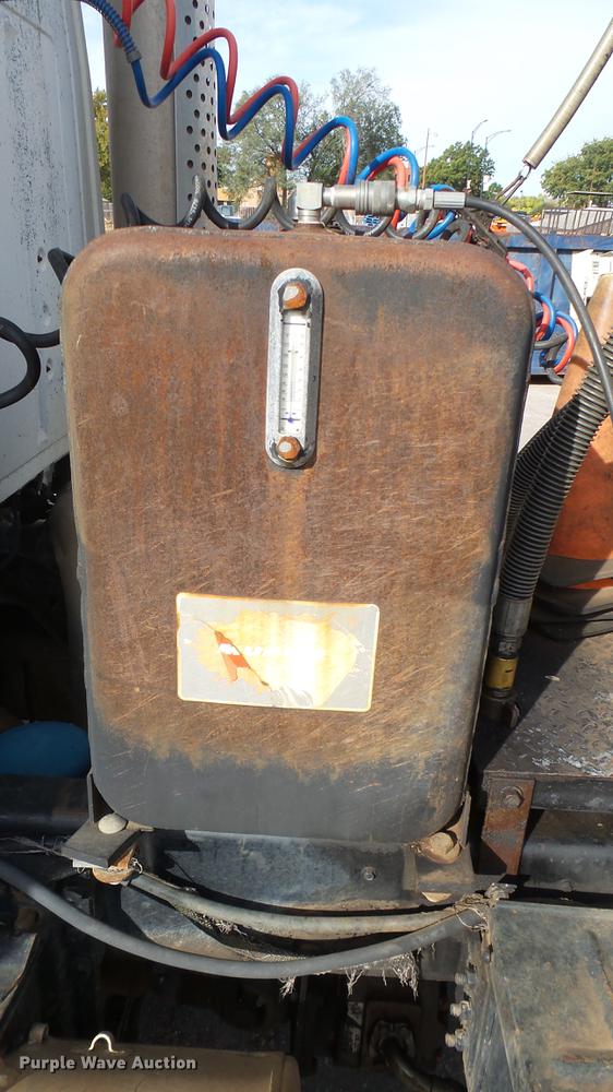 image for item DV9030 1993 Ford LTA9000 Aero Max 106 semi truck