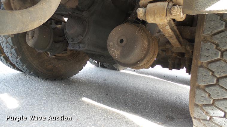 image for item DV9030 1993 Ford LTA9000 Aero Max 106 semi truck