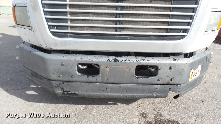 image for item DV9030 1993 Ford LTA9000 Aero Max 106 semi truck