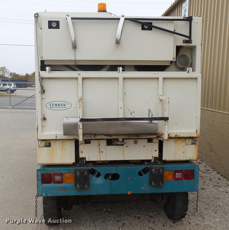 image for item DV9239 Tennant 830-II street sweeper
