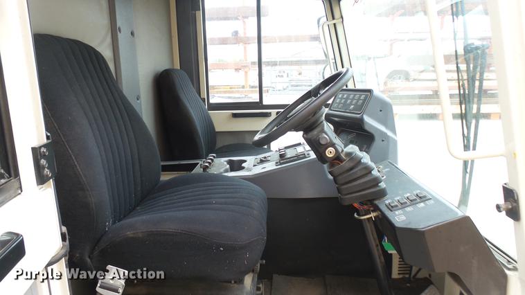 image for item DV9239 Tennant 830-II street sweeper