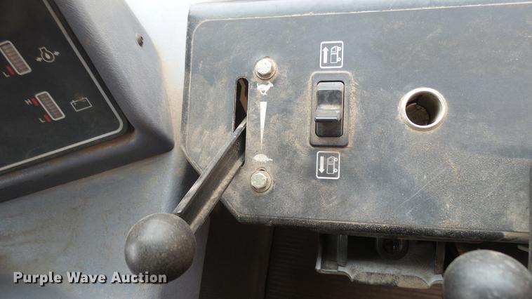 image for item DV9239 Tennant 830-II street sweeper