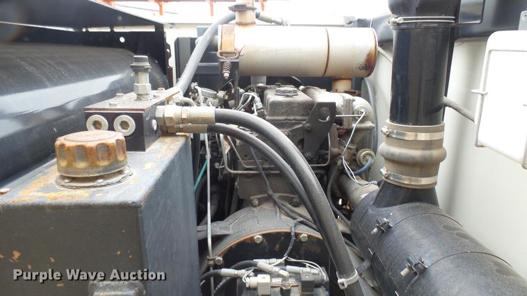 image for item DV9239 Tennant 830-II street sweeper