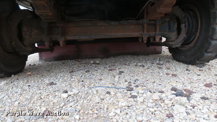 image for item DV9239 Tennant 830-II street sweeper