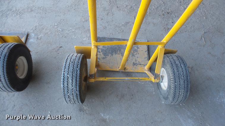 image for item DW9161 (2) dollies