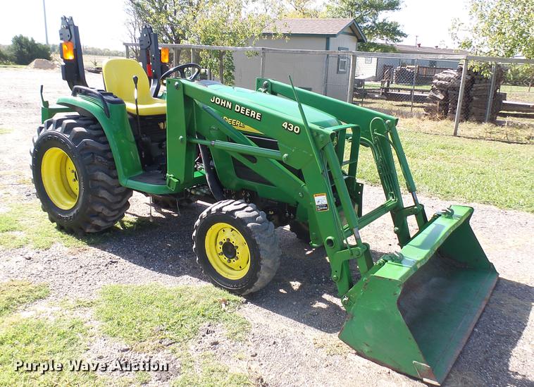 image for item DW9221 John Deere 4310 MFWD tractor