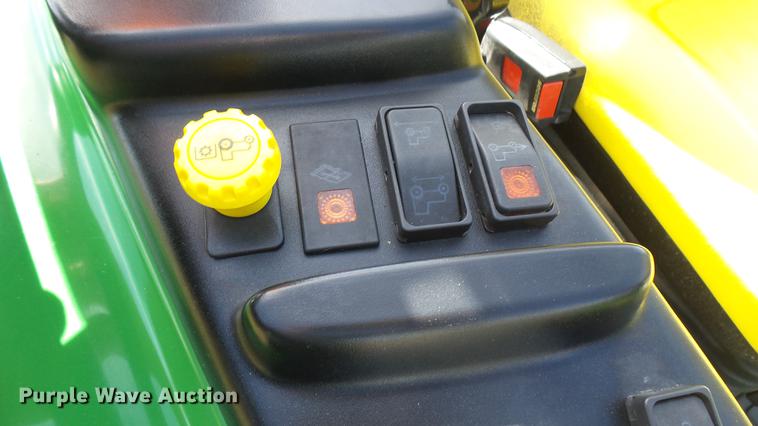 image for item DW9221 John Deere 4310 MFWD tractor