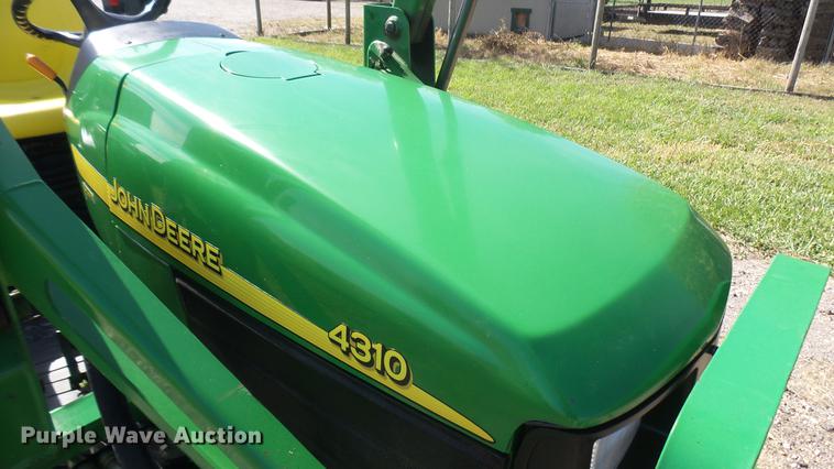 image for item DW9221 John Deere 4310 MFWD tractor