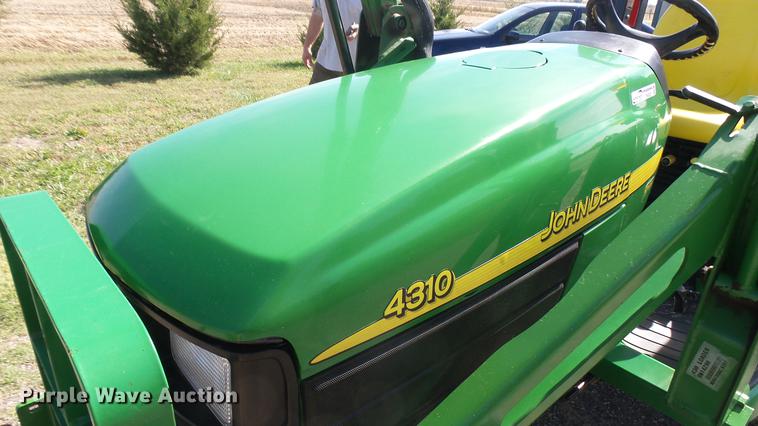 image for item DW9221 John Deere 4310 MFWD tractor