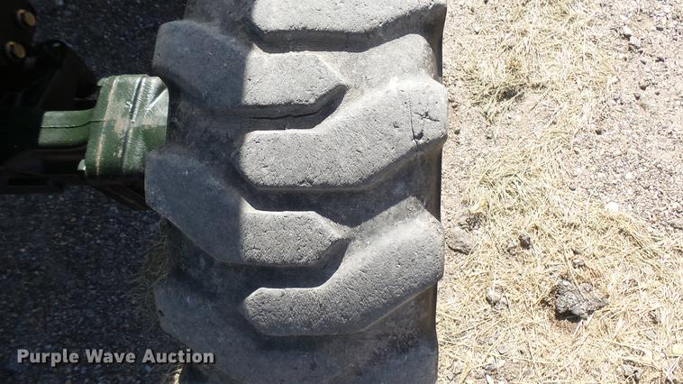 image for item DW9221 John Deere 4310 MFWD tractor