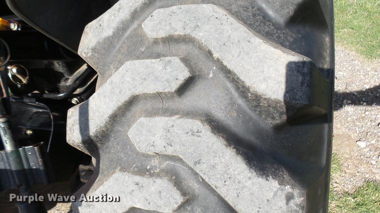 image for item DW9221 John Deere 4310 MFWD tractor