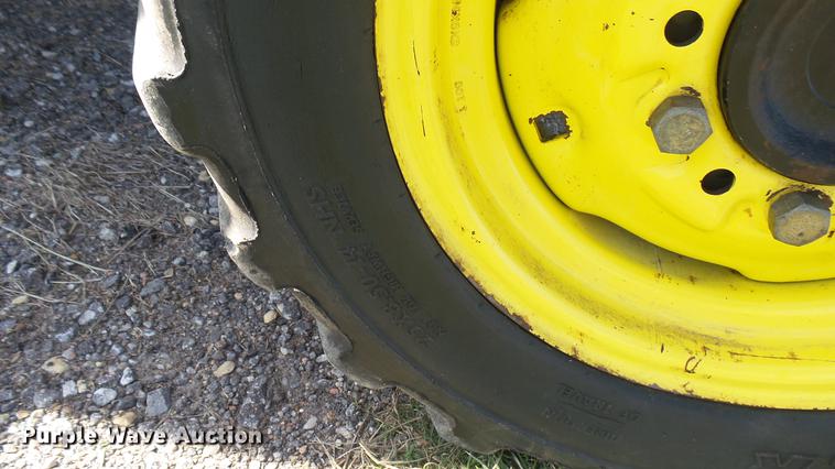 image for item DW9221 John Deere 4310 MFWD tractor