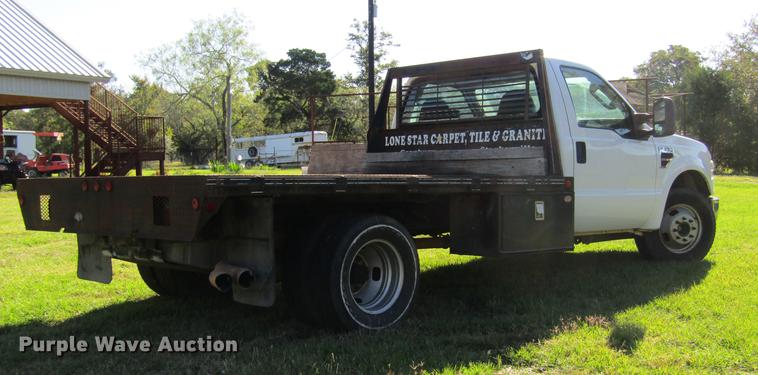image for item DW9250 2009 Ford F350 Super Duty flatbed pickup truck