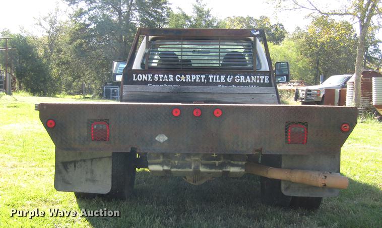 image for item DW9250 2009 Ford F350 Super Duty flatbed pickup truck