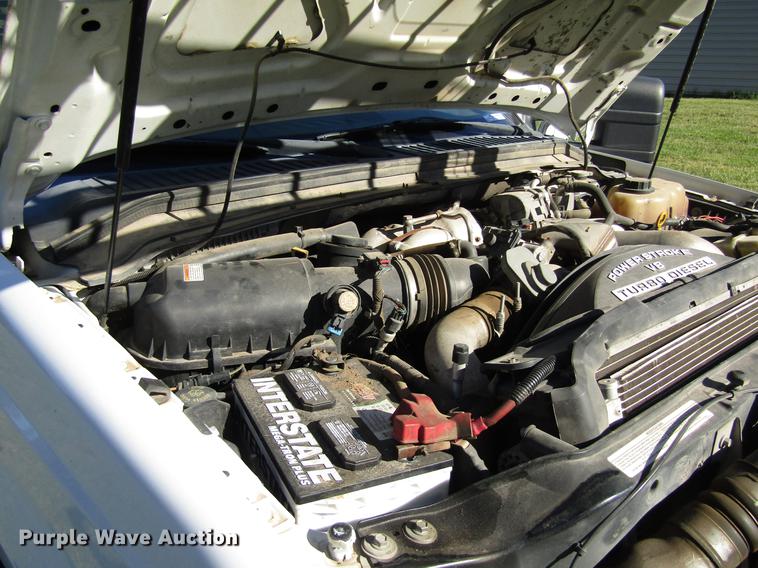 image for item DW9250 2009 Ford F350 Super Duty flatbed pickup truck