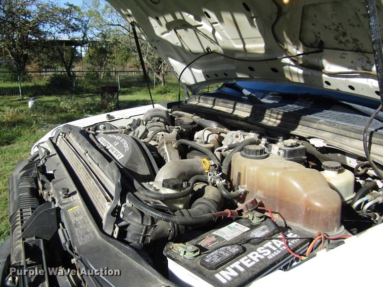 image for item DW9250 2009 Ford F350 Super Duty flatbed pickup truck