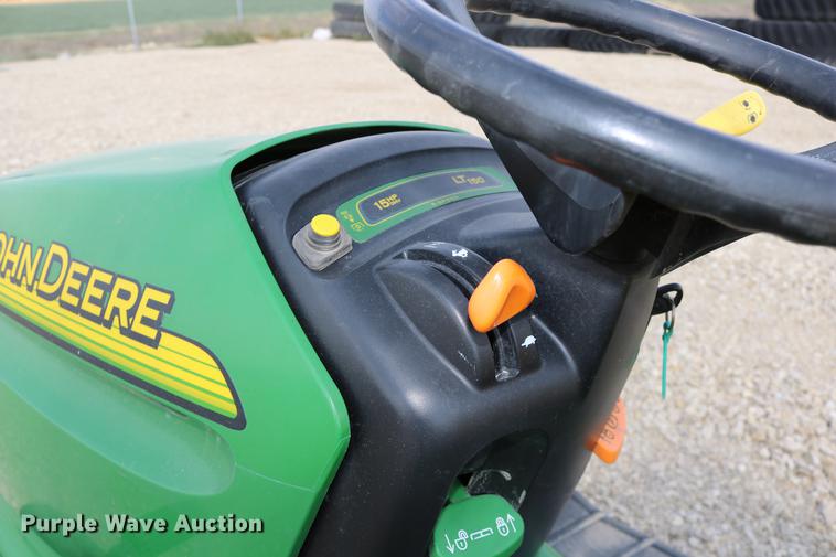 image for item DW9877 2002 John Deere LT150 lawn mower