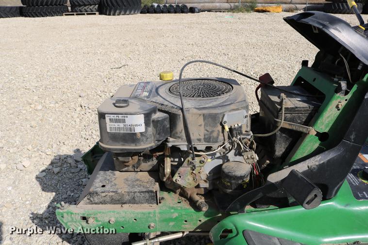 image for item DW9877 2002 John Deere LT150 lawn mower