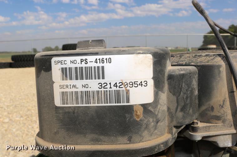 image for item DW9877 2002 John Deere LT150 lawn mower