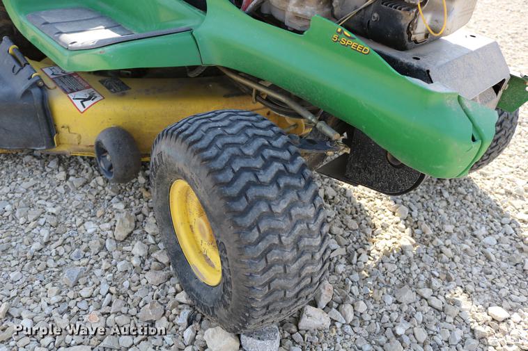 image for item DW9877 2002 John Deere LT150 lawn mower