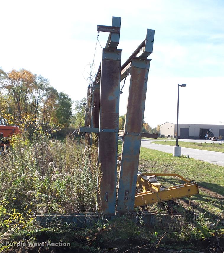 image for item DZ9002 Stewart Systems bridge crane