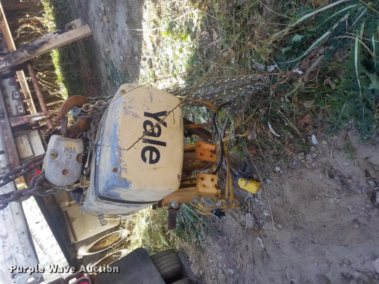 image for item DZ9002 Stewart Systems bridge crane