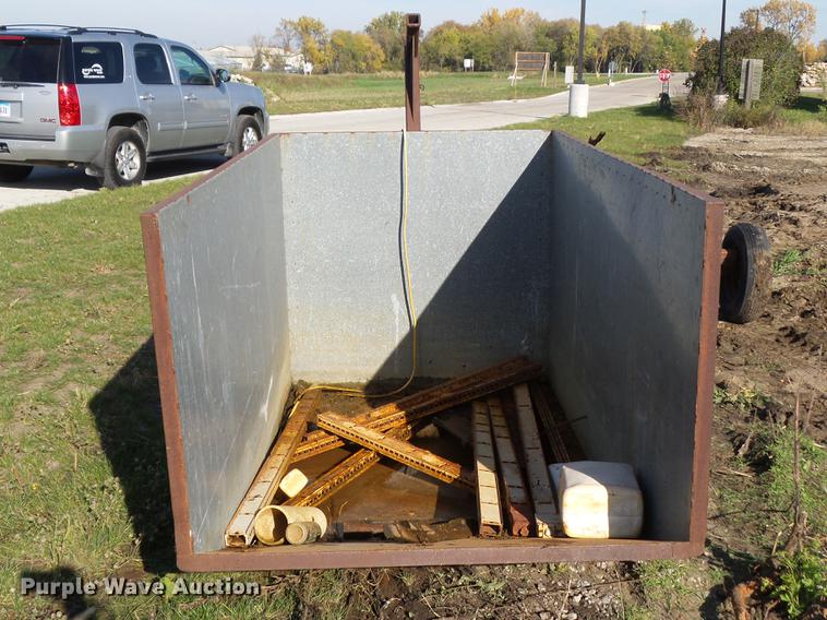 image for item DZ9003 Scrap iron box