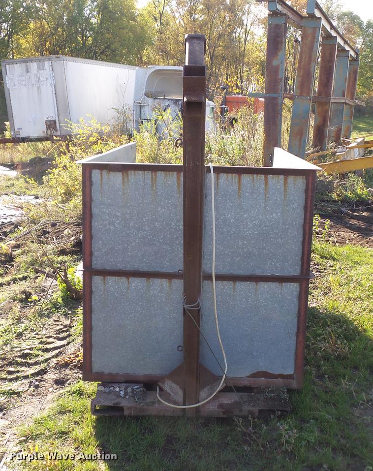 image for item DZ9003 Scrap iron box