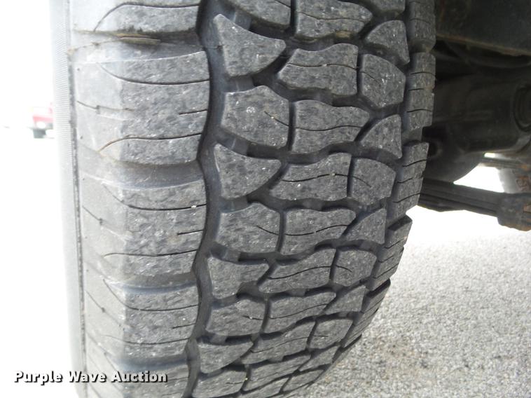 image for item DZ9032 1992 Jeep Wrangler YJ SUV