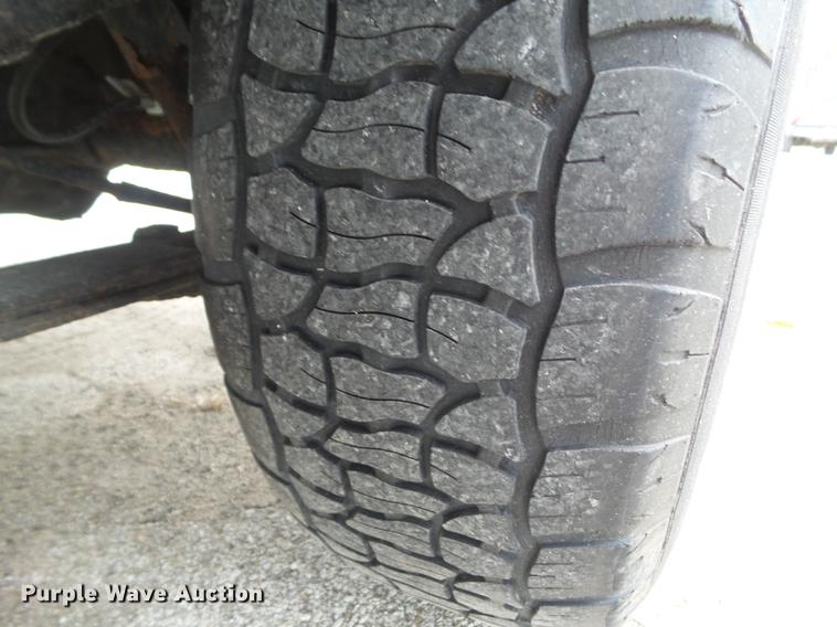 image for item DZ9032 1992 Jeep Wrangler YJ SUV