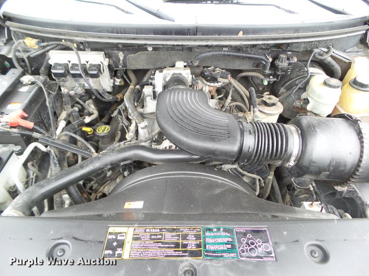 image for item DZ9033 2004 Ford F150 SuperCab pickup truck