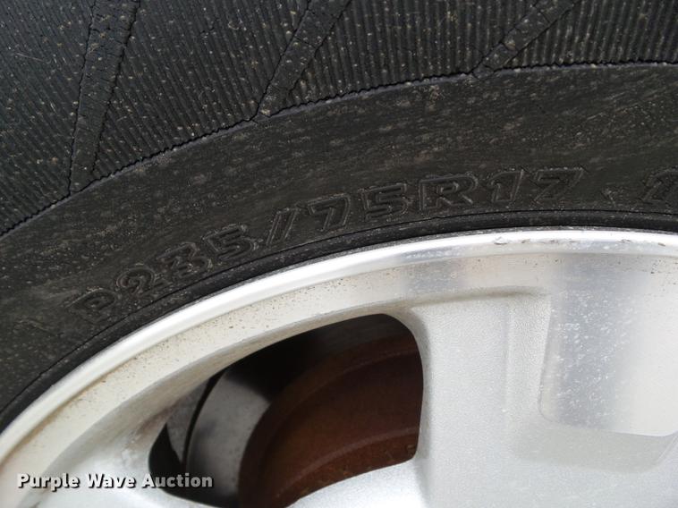 image for item DZ9033 2004 Ford F150 SuperCab pickup truck