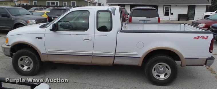 image for item DZ9034 1997 Ford F150 SuperCab pickup truck