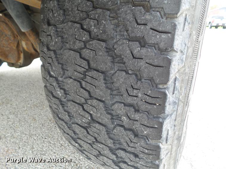 image for item DZ9034 1997 Ford F150 SuperCab pickup truck