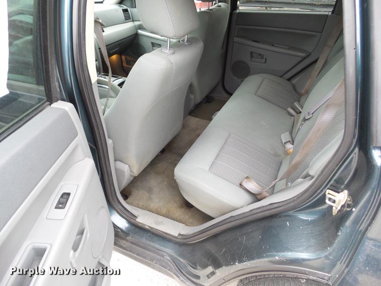 image for item DZ9035 2006 Jeep Grand Cherokee SUV
