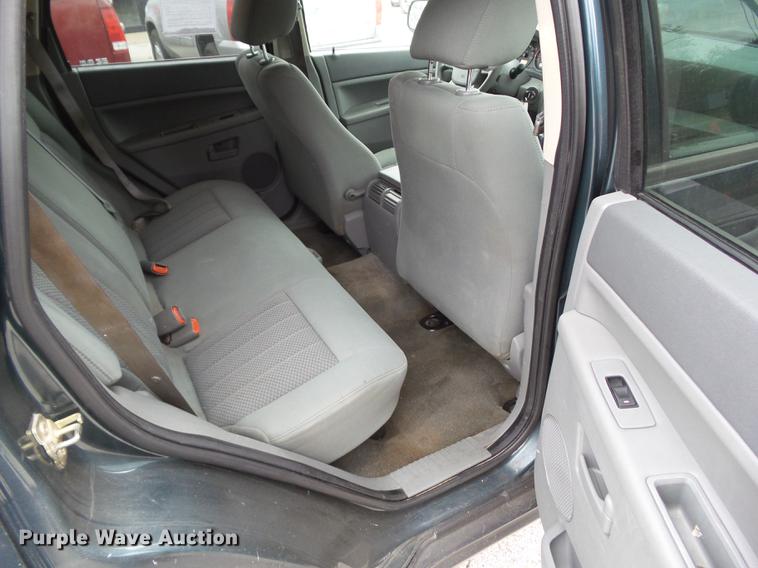 image for item DZ9035 2006 Jeep Grand Cherokee SUV