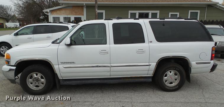 image for item DZ9037 2001 GMC Yukon XL SUV