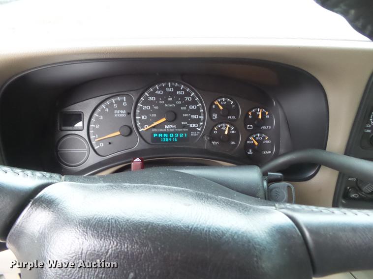 image for item DZ9037 2001 GMC Yukon XL SUV