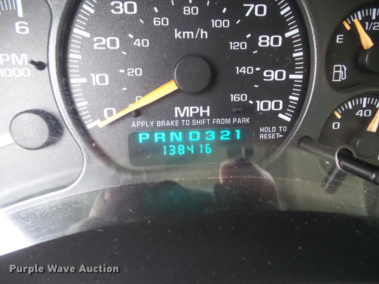 image for item DZ9037 2001 GMC Yukon XL SUV