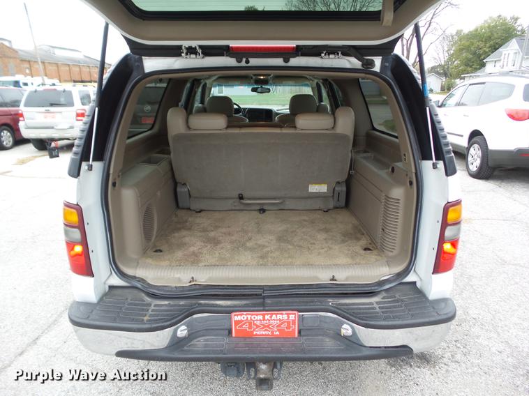 image for item DZ9037 2001 GMC Yukon XL SUV