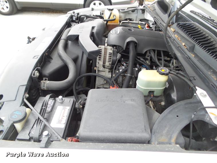 image for item DZ9037 2001 GMC Yukon XL SUV