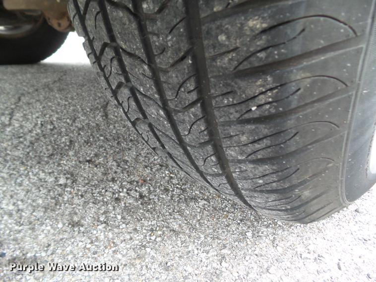 image for item DZ9037 2001 GMC Yukon XL SUV