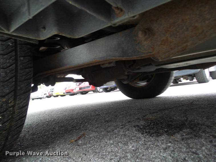 image for item DZ9037 2001 GMC Yukon XL SUV