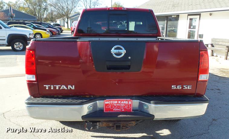 image for item DZ9057 2004 Nissan Titan King Cab pickup truck