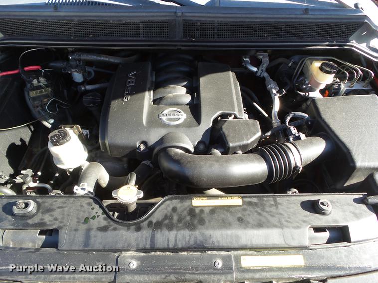 image for item DZ9057 2004 Nissan Titan King Cab pickup truck