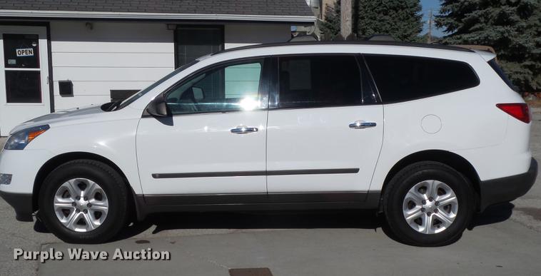 image for item DZ9058 2010 Chevrolet Traverse LS SUV