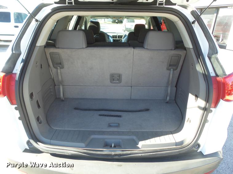 image for item DZ9058 2010 Chevrolet Traverse LS SUV